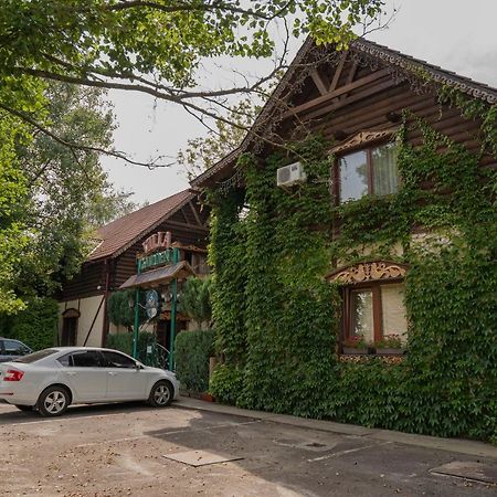 Villa Garden Hotel Solotschyn Exterior foto